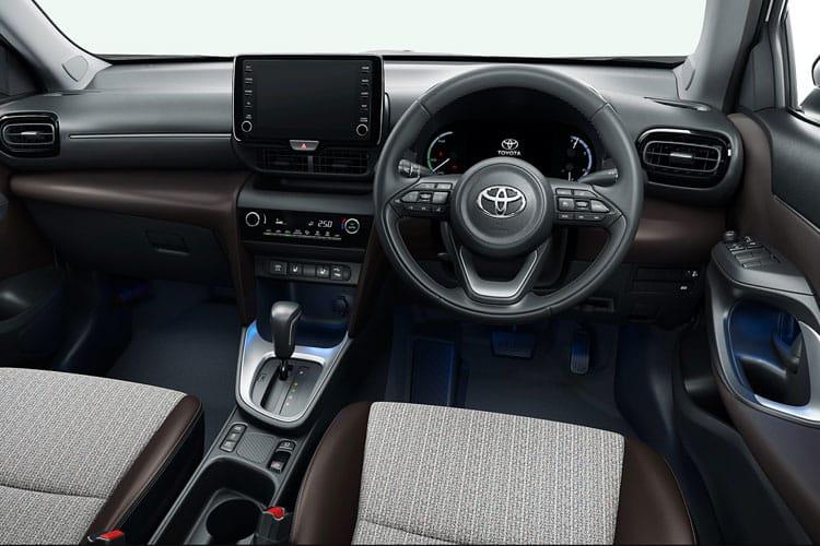 TOYOTA YARIS CROSS ESTATE Premiere Edition